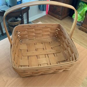 Longaberger rare pie or berry basket large size 1996 vintage